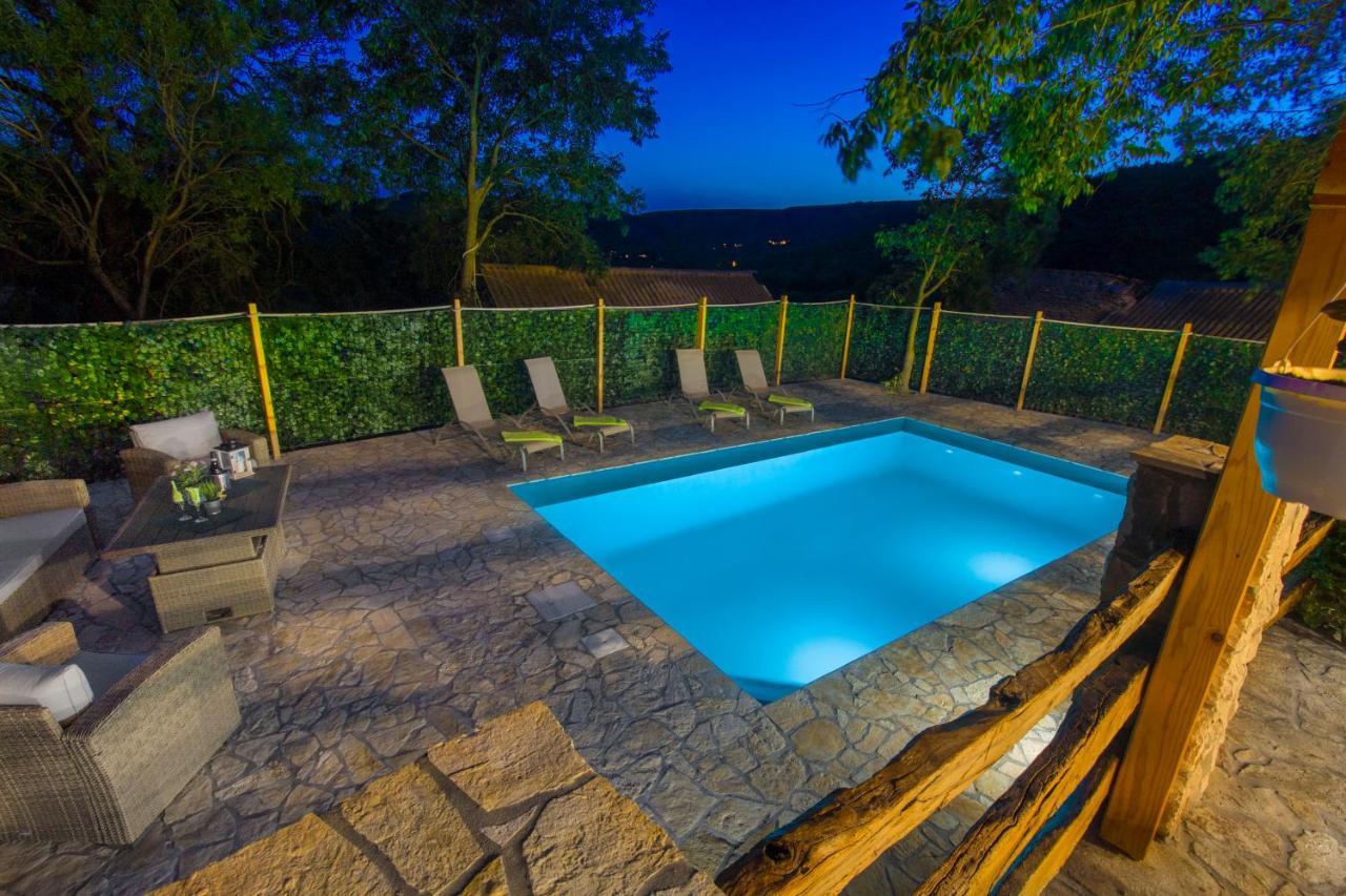 Luxury House Ivan With 4 Bedrooms Divojevici Esterno foto