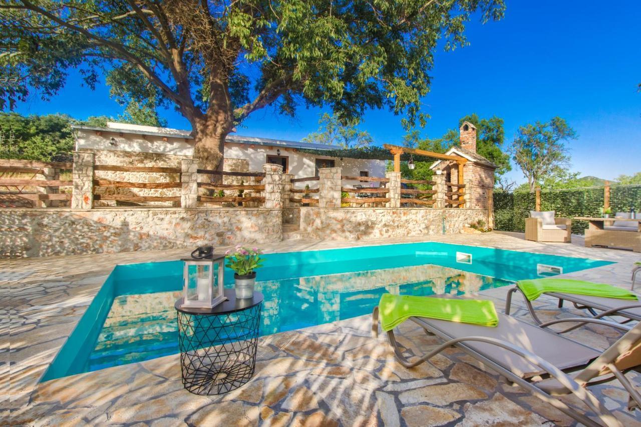 Luxury House Ivan With 4 Bedrooms Divojevici Esterno foto