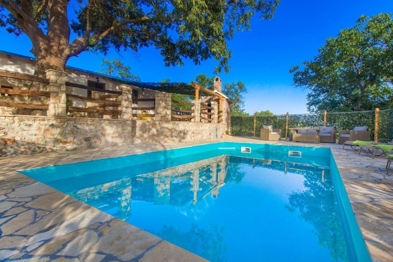 Luxury House Ivan With 4 Bedrooms Divojevici Esterno foto