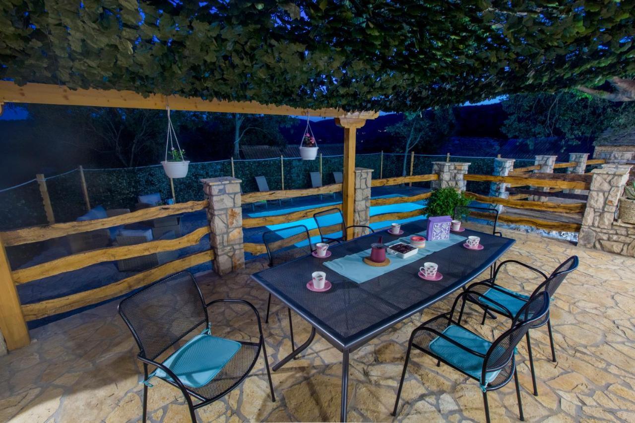 Luxury House Ivan With 4 Bedrooms Divojevici Esterno foto